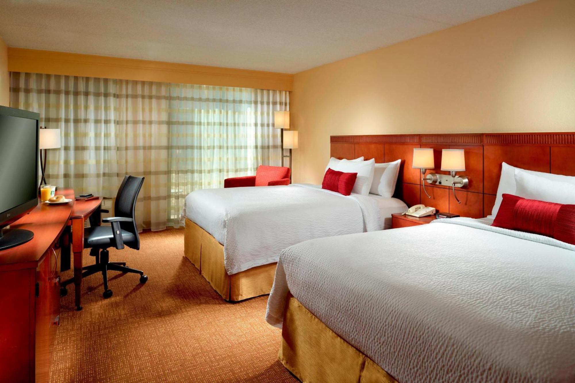 Courtyard By Marriott Columbus Hotell Eksteriør bilde